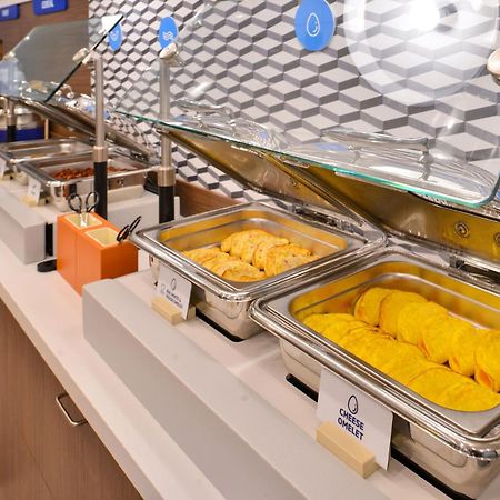 Holiday Inn Express Hotel & Suites Columbus By Ihg Eksteriør bilde